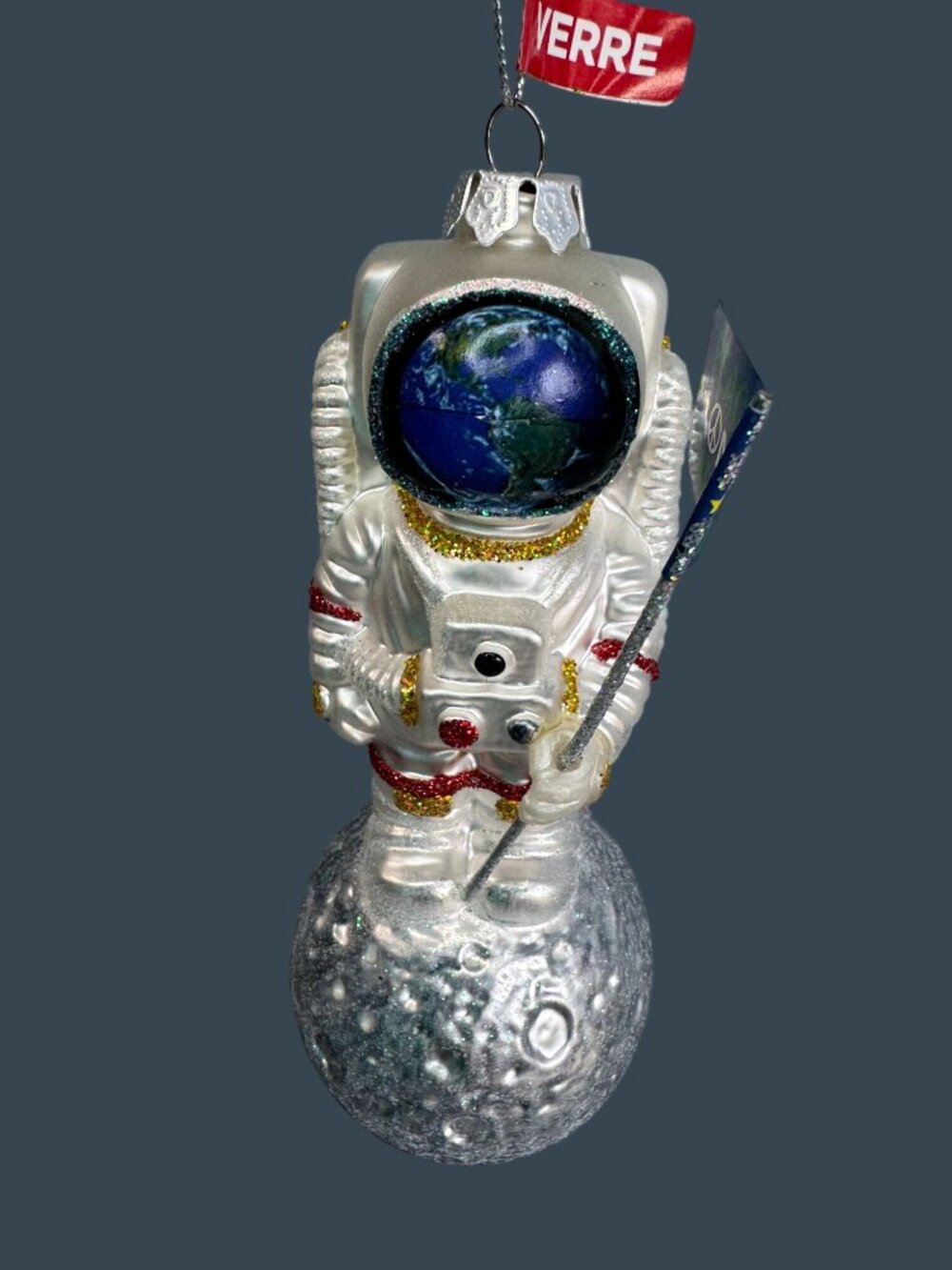 Ashland Glass Astronaut Ornament Earth Helmet Peace On Earth Flag 6" - Picture 3 of 8